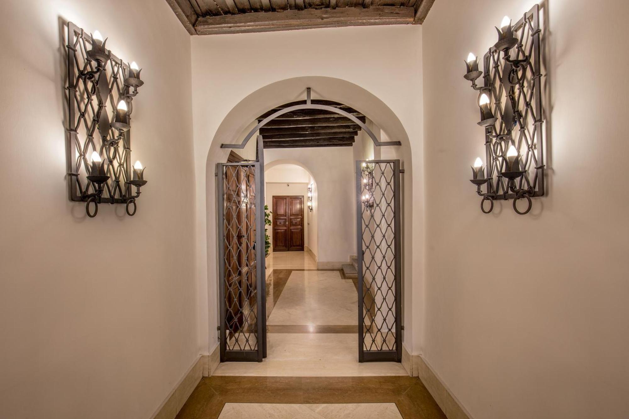 Sant'andrea - Opulence Apartment Rom